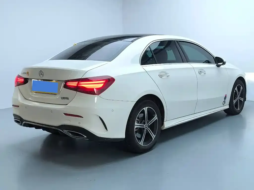 Mercedes-Benz A-Class — фото 4