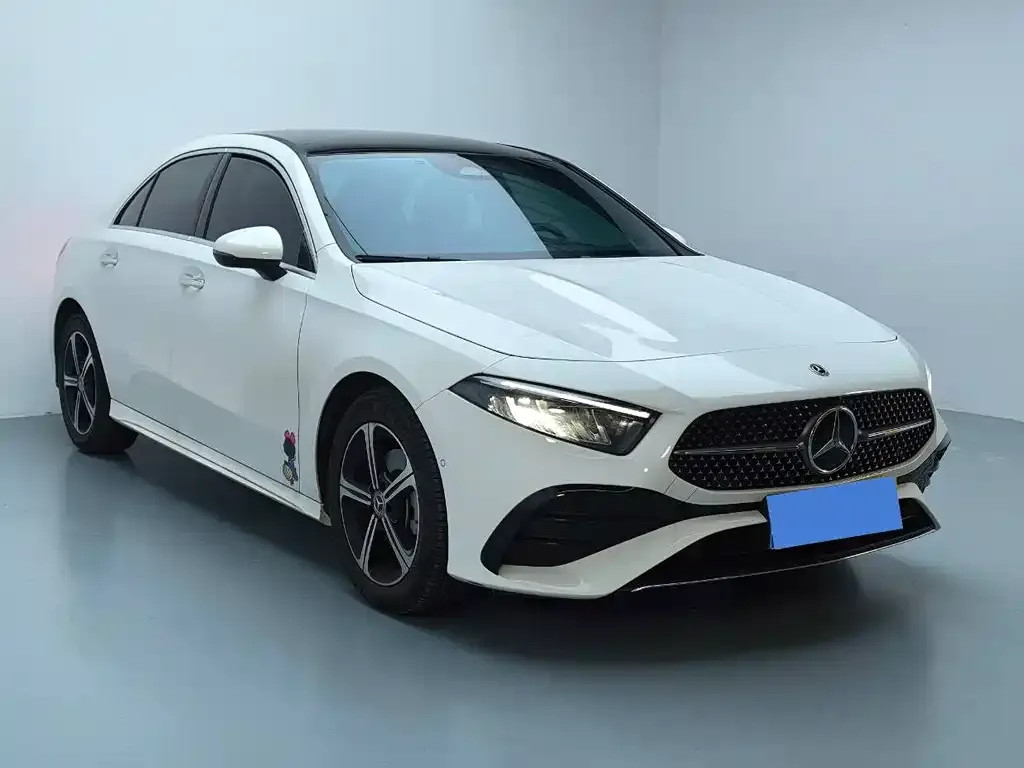 Mercedes-Benz A-Class — фото 6