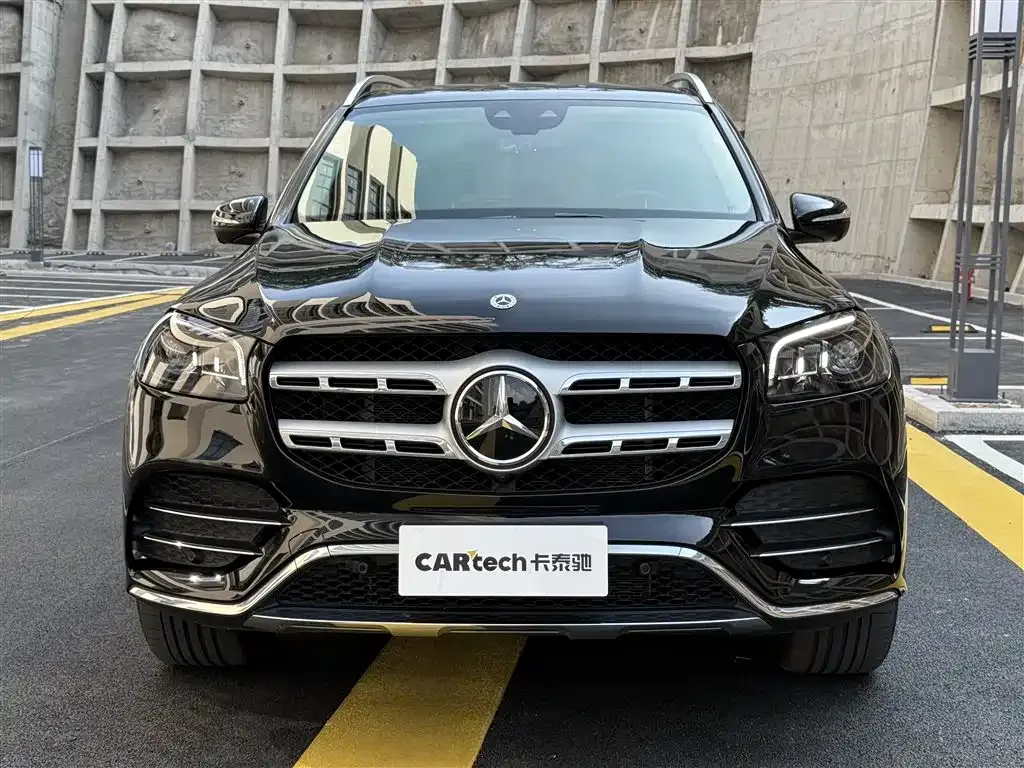 Mercedes-Benz GLS — фото 1