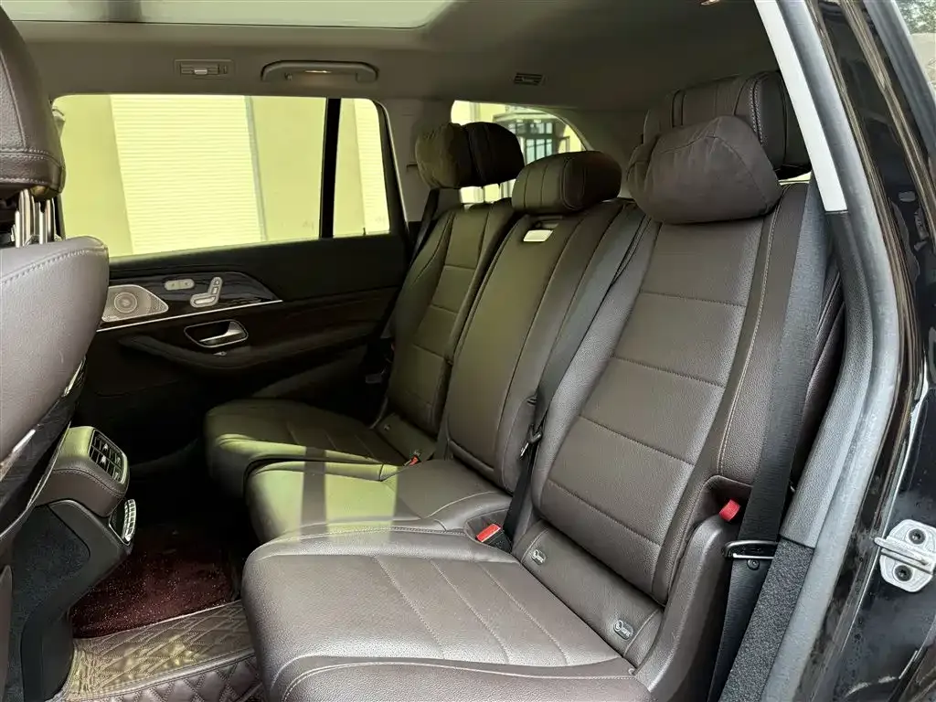 Mercedes-Benz GLS — фото 6