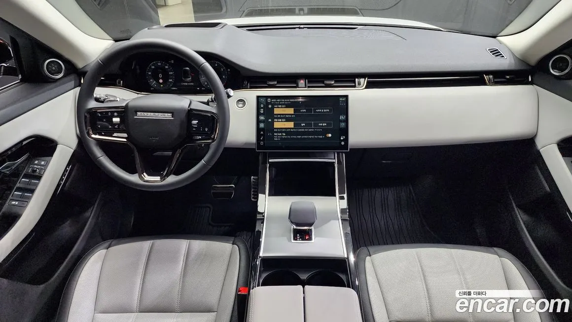 Land Rover Range Rover Evoque — фото 7