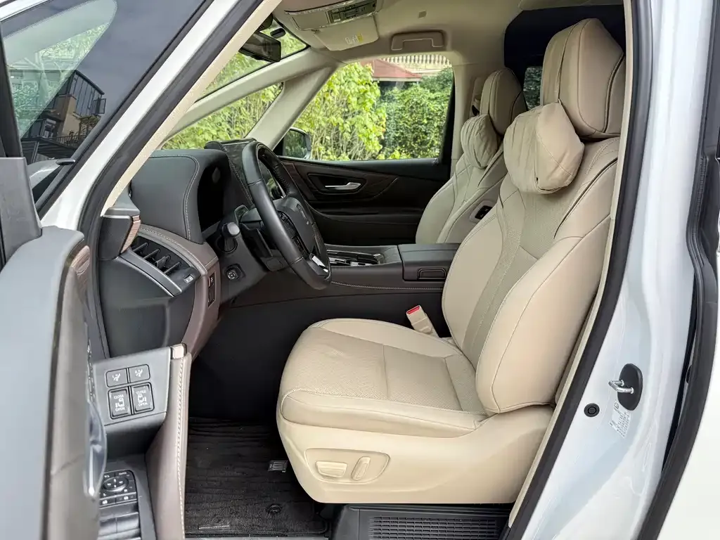 Toyota Vellfire — фото 7