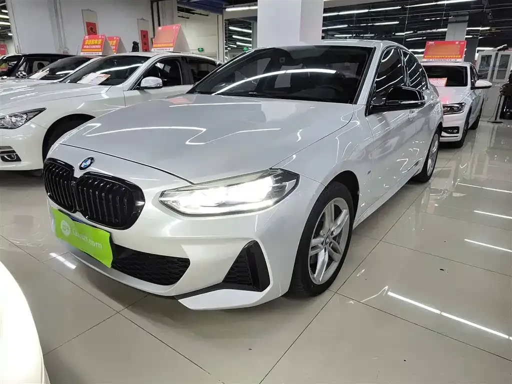 BMW 1 Series — фото 1