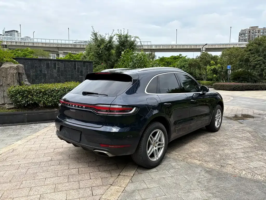 Porsche Macan — фото 6