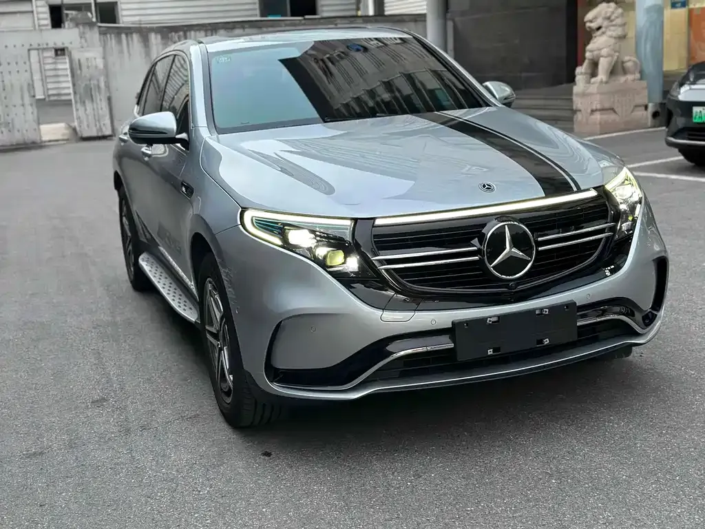Mercedes-Benz EQC — фото 3