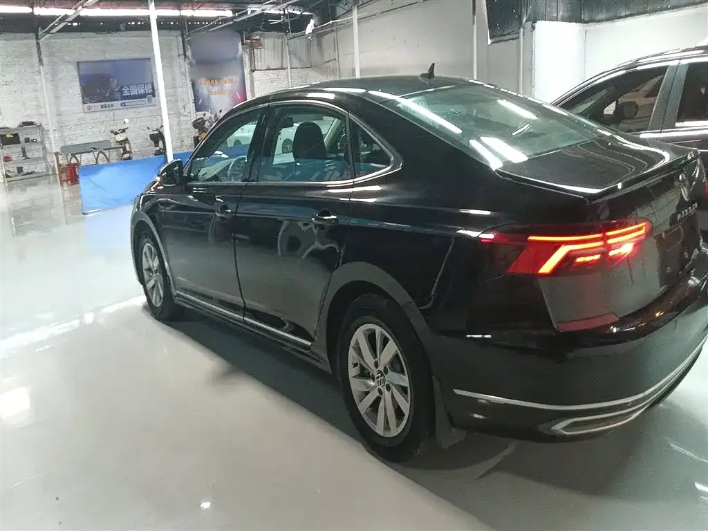 Volkswagen Passat — фото 6