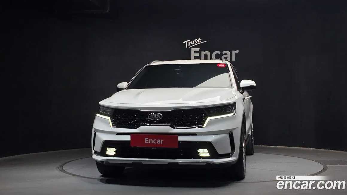 Kia Sorento — фото 3