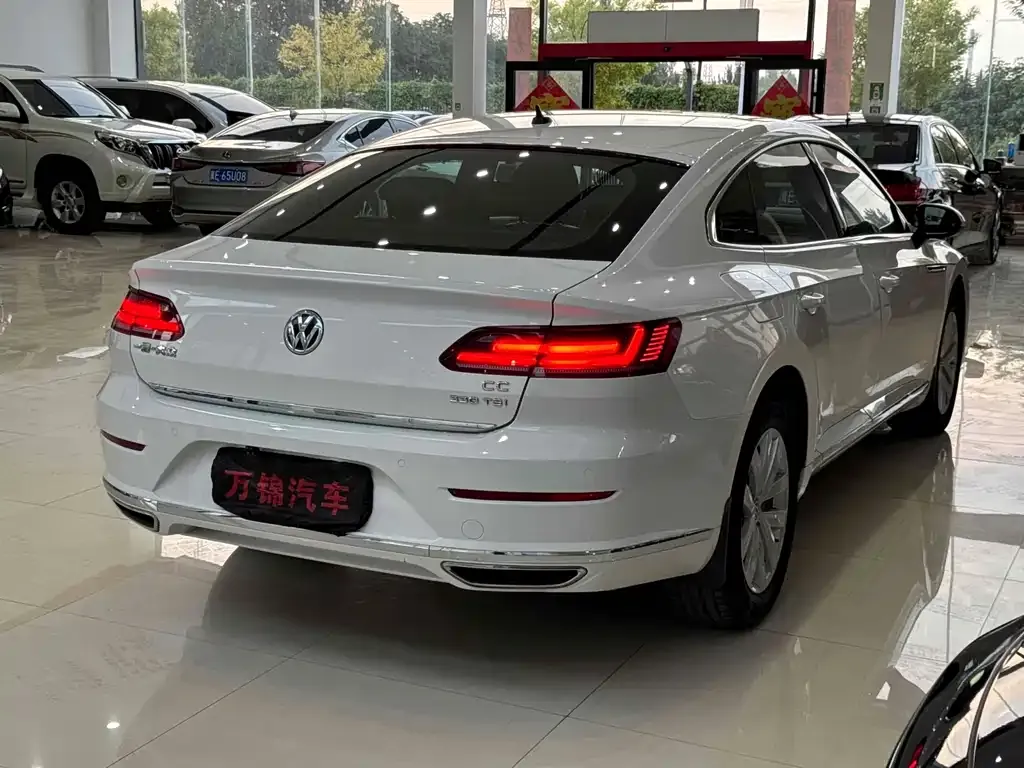 Volkswagen CC — фото 4