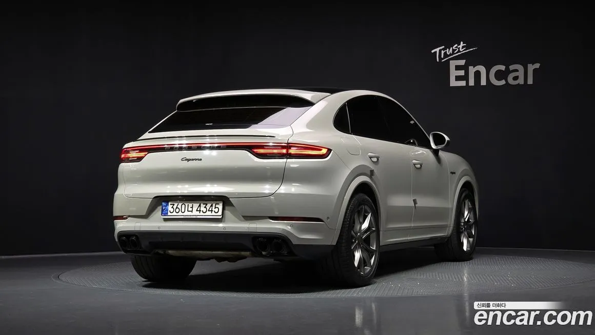 Porsche Cayenne — фото 2