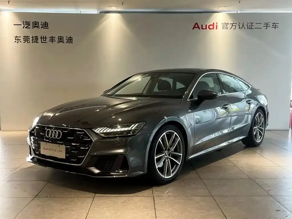 Audi A7 — фото 1