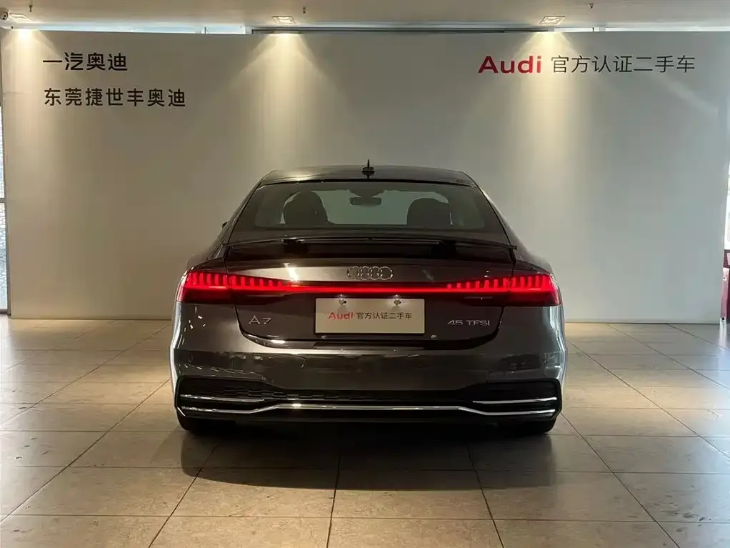 Audi A7 — фото 5