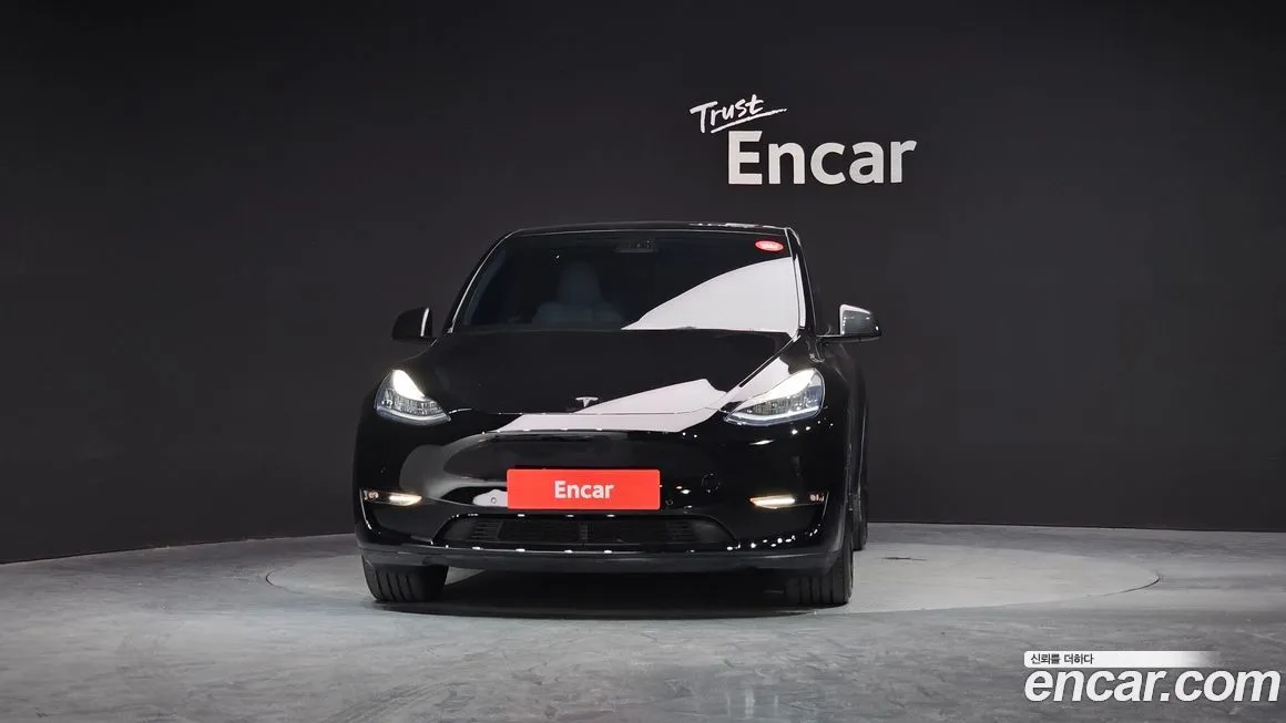 Tesla Model Y — фото 3