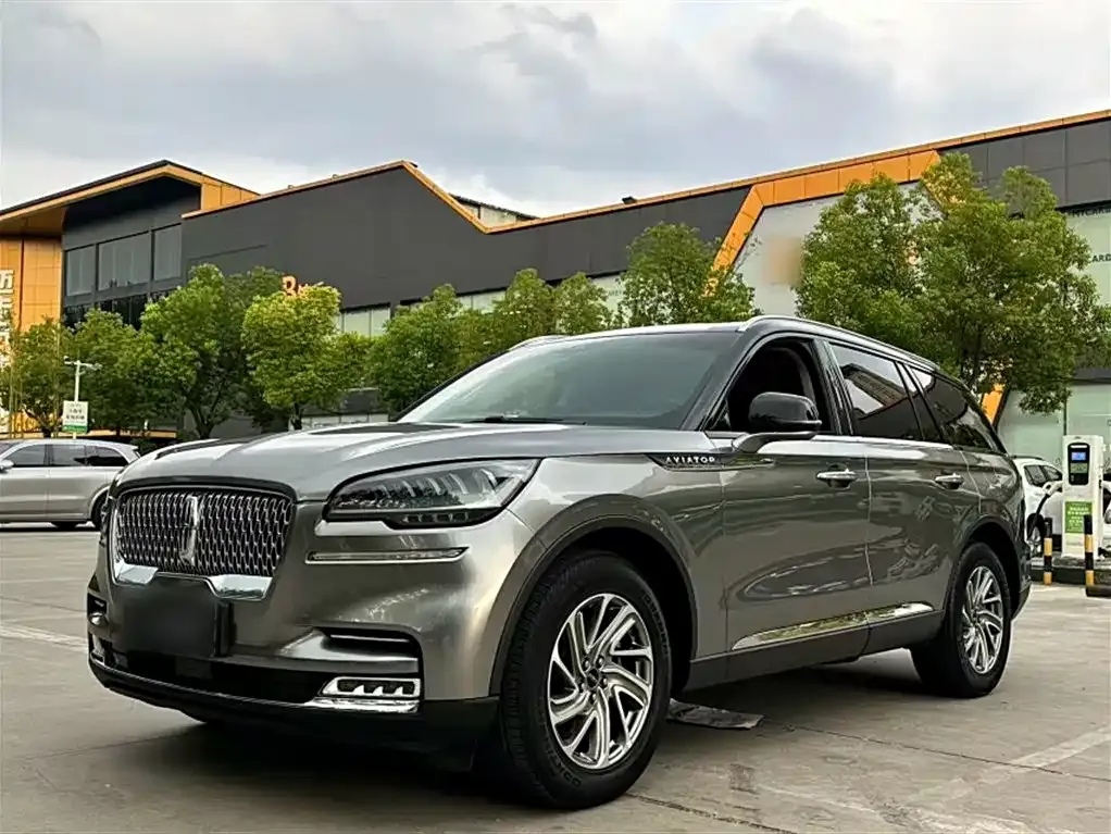 Lincoln Aviator — фото 1