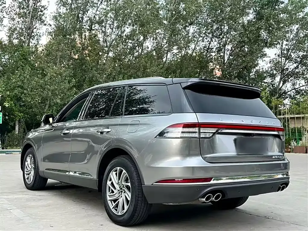 Lincoln Aviator — фото 6