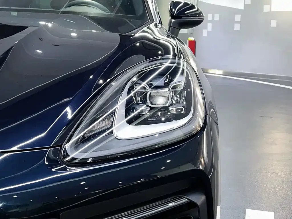 Porsche Cayenne — фото 4