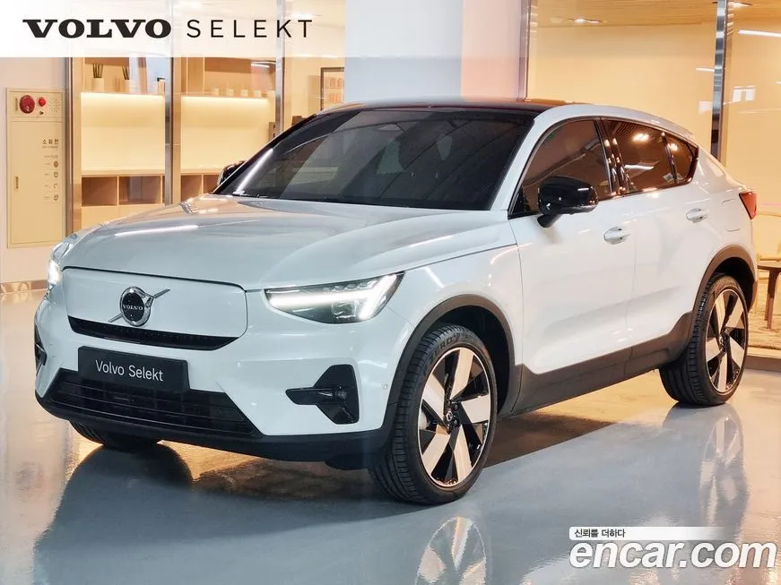 Volvo C40 — фото 1