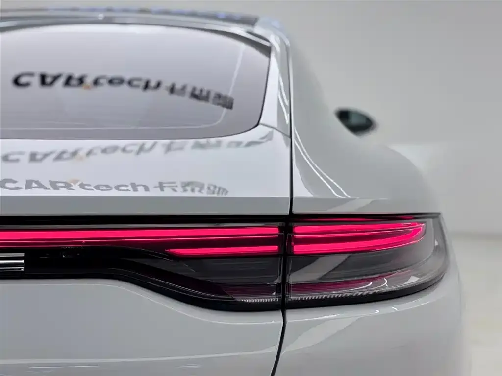 Porsche Panamera — фото 9