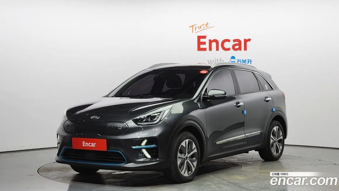 Kia Niro — фото 1