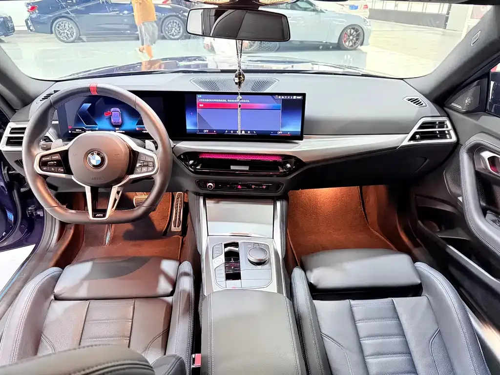 BMW M240i — фото 10