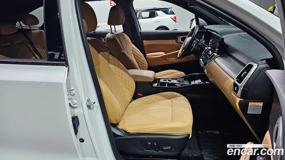 Kia Sorento — фото 10