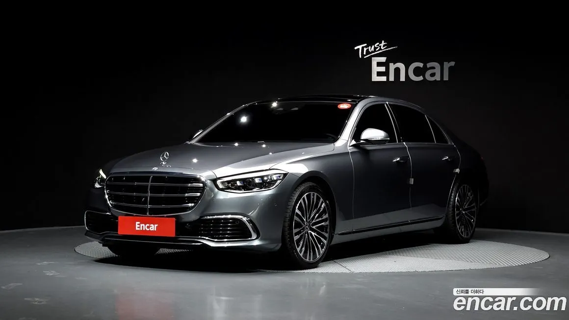 Mercedes-Benz S-Class — фото 1