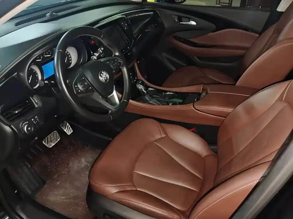 Buick Envision Plus — фото 5