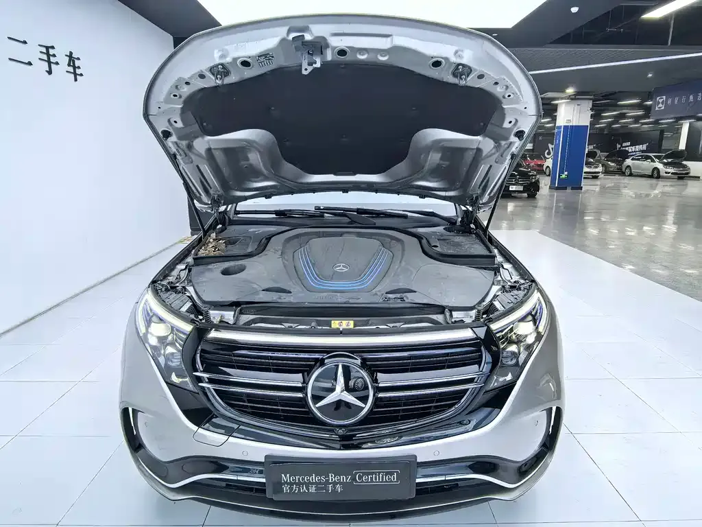 Mercedes-Benz EQC — фото 3