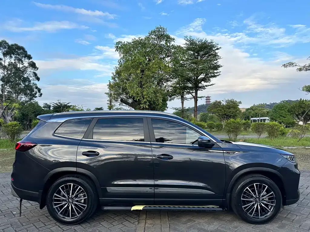 Chery Tiggo 8 PLUS — фото 8