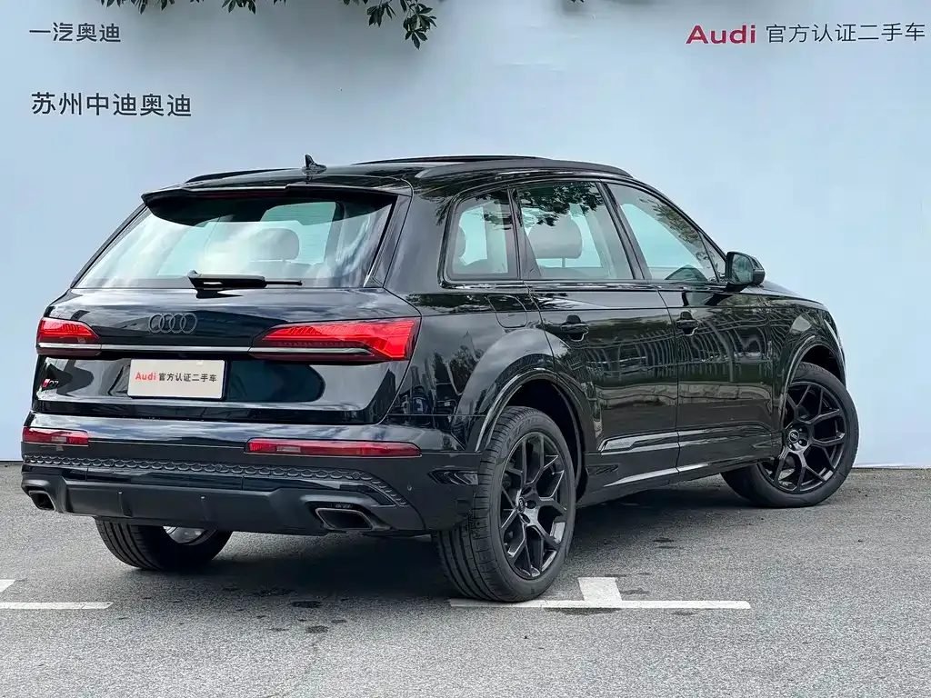 Audi Q7 — фото 4
