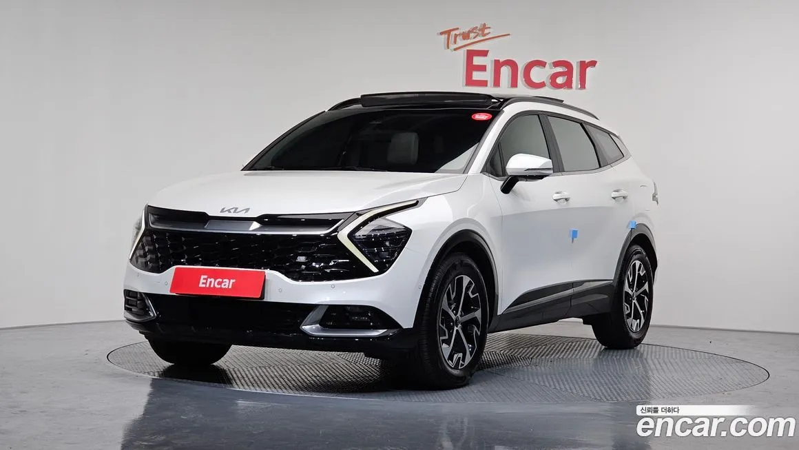Kia Sportage — фото 1
