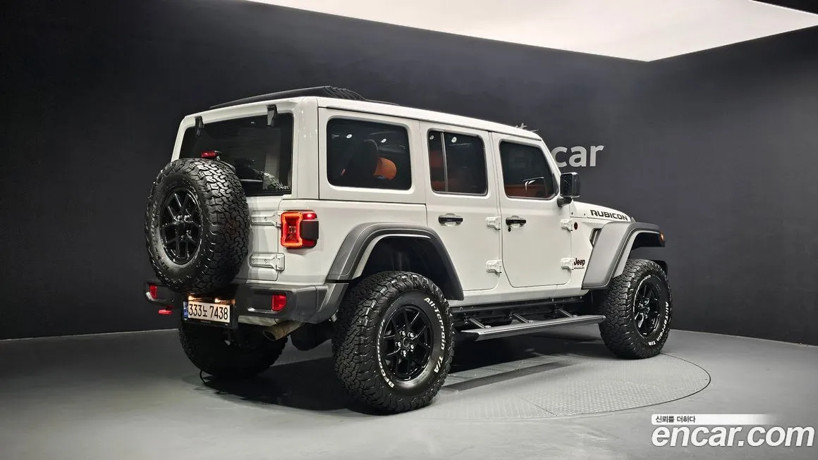 Jeep Wrangler — фото 2