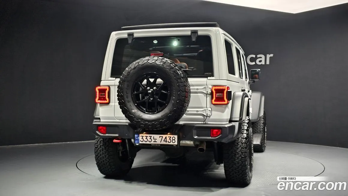 Jeep Wrangler — фото 4