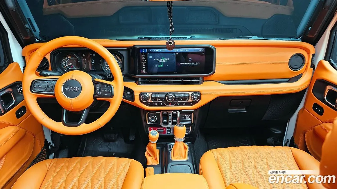 Jeep Wrangler — фото 7