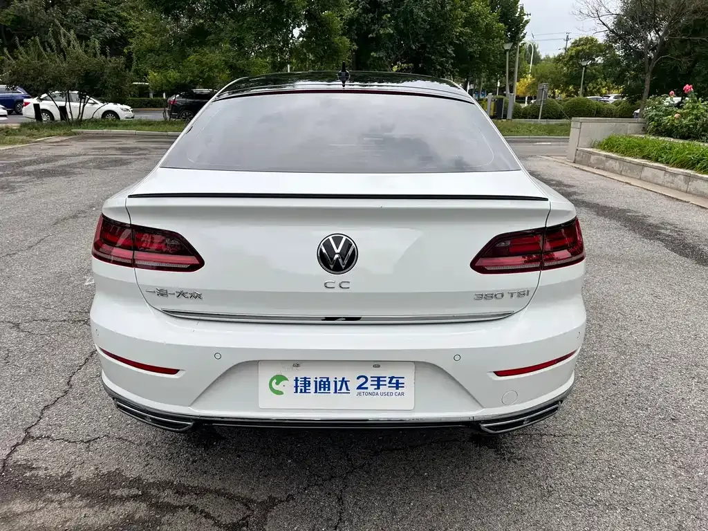 Volkswagen CC — фото 6