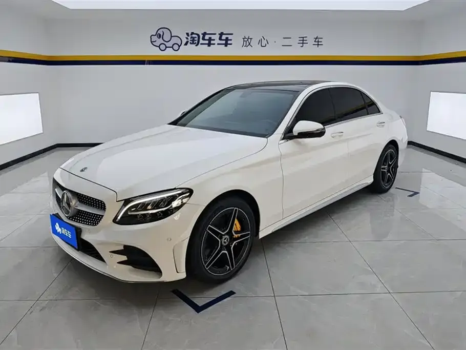 Mercedes-Benz C-Class — фото 1