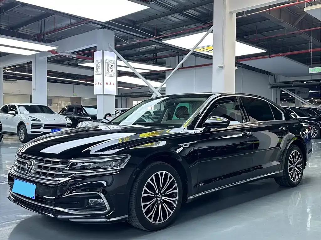 Volkswagen Phideon — фото 1