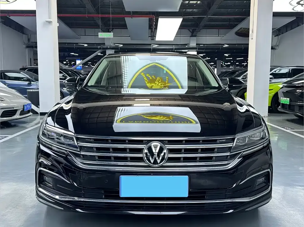 Volkswagen Phideon — фото 2