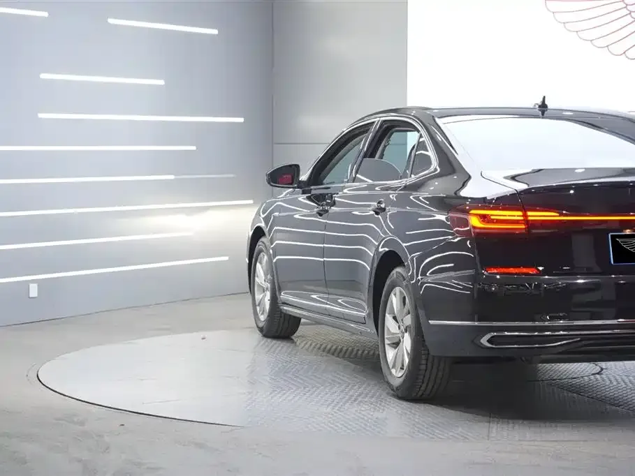 Volkswagen Passat — фото 3