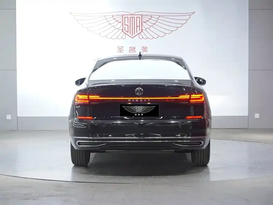 Volkswagen Passat — фото 6