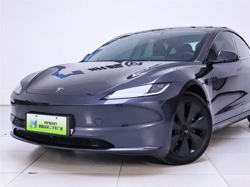 Tesla Model 3 — фото 3