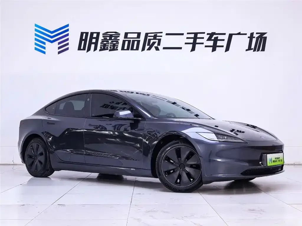 Tesla Model 3 — фото 5