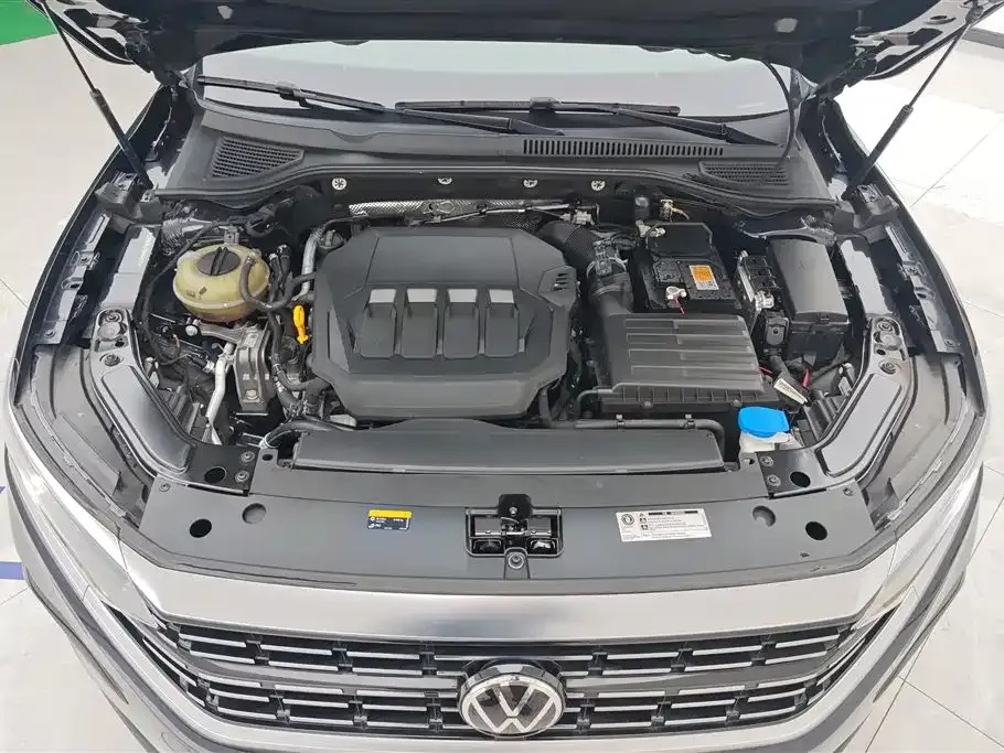 Volkswagen Passat — фото 10