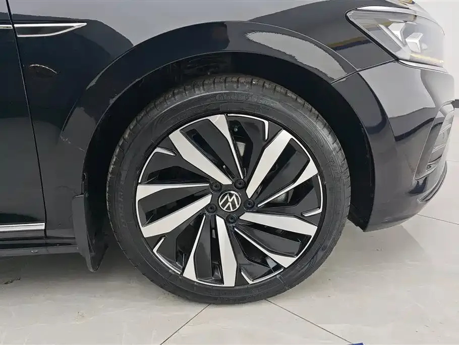 Volkswagen Passat — фото 6