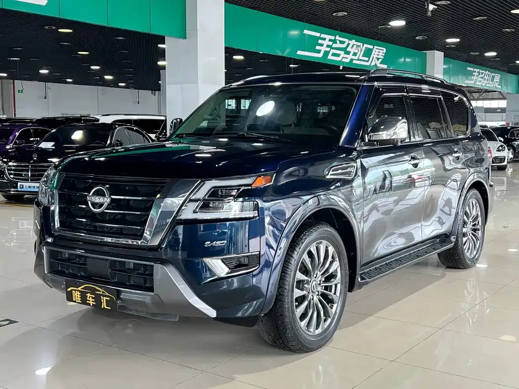Nissan Patrol — фото 1