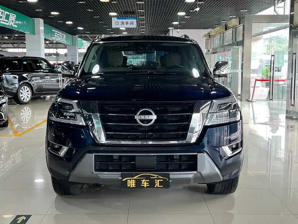 Nissan Patrol — фото 2