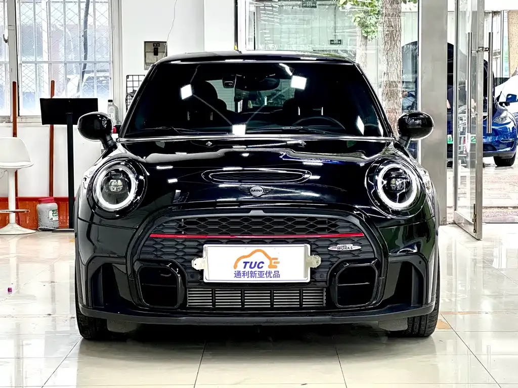 MINI JCW (John Cooper Works) — фото 3