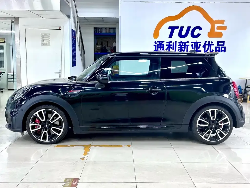 MINI JCW (John Cooper Works) — фото 6