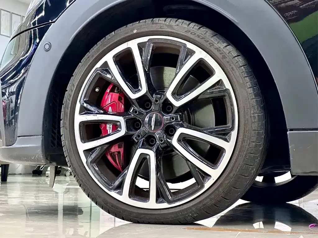 MINI JCW (John Cooper Works) — фото 7