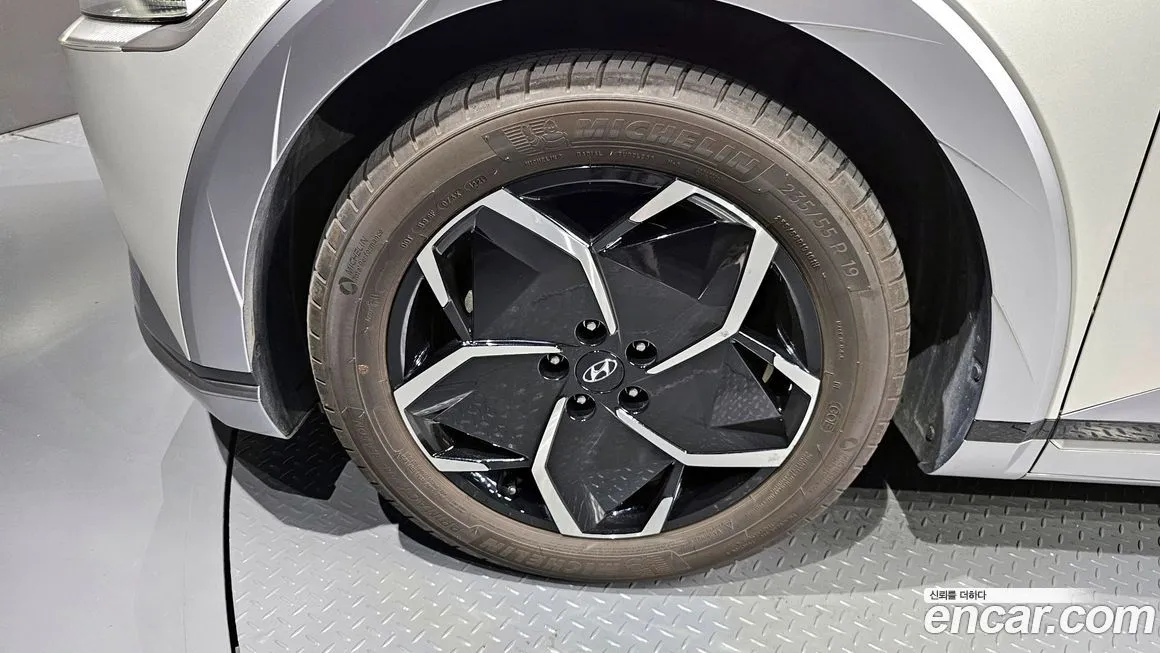 Hyundai Ioniq5 — фото 5