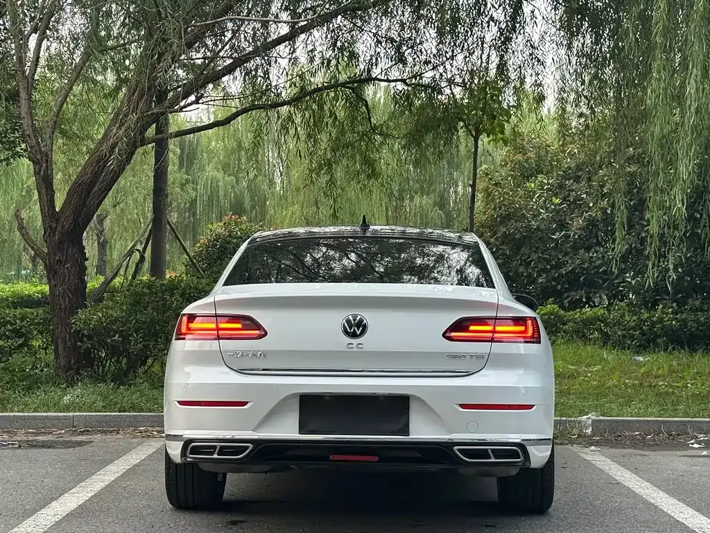 Volkswagen CC — фото 4